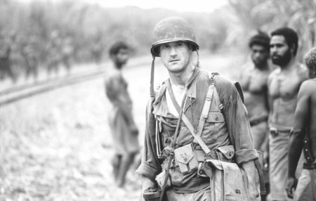 Still of Elias Koteas in The Thin Red Line (1998)