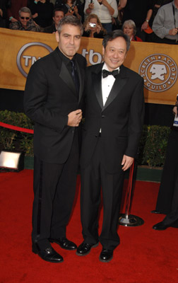 George Clooney and Ang Lee at event of 12th Annual Screen Actors Guild Awards (2006)