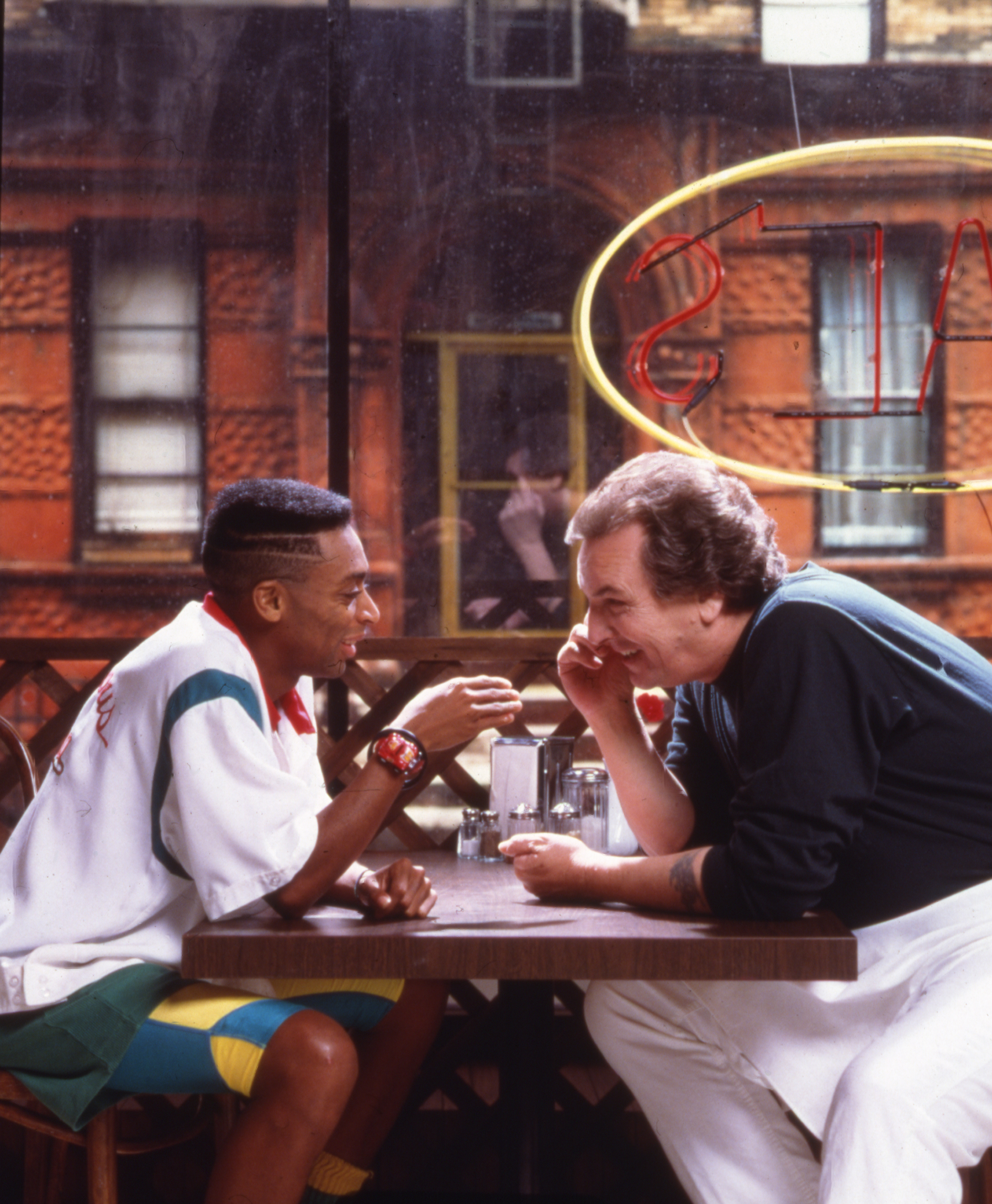 Still of Spike Lee and Danny Aiello in Do the Right Thing (1989)