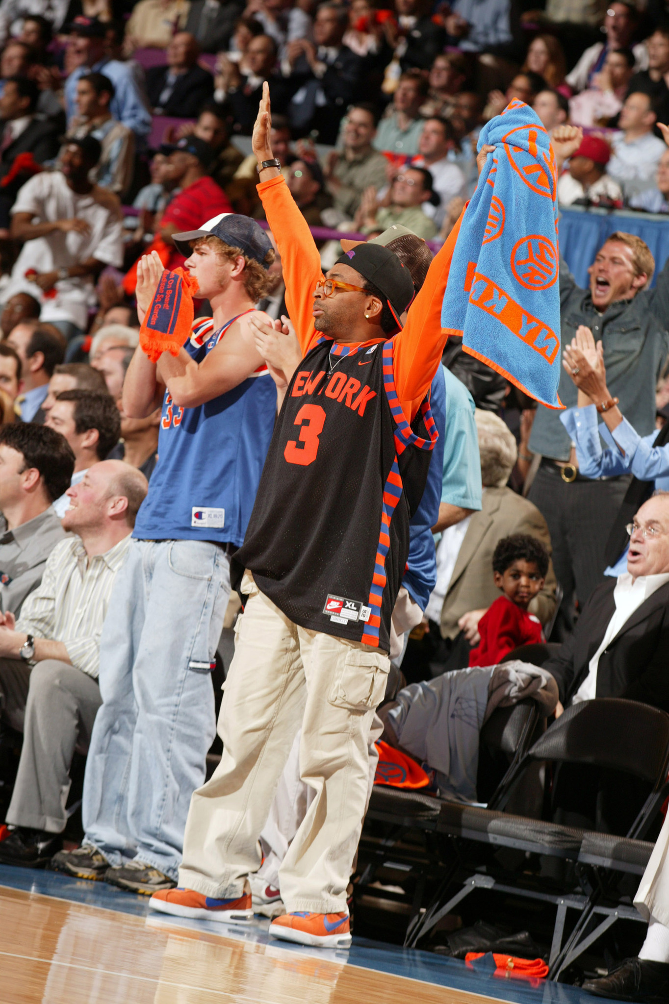 Still of Spike Lee in 30 for 30: Winning Time: Reggie Miller vs. The New York Knicks (2010)