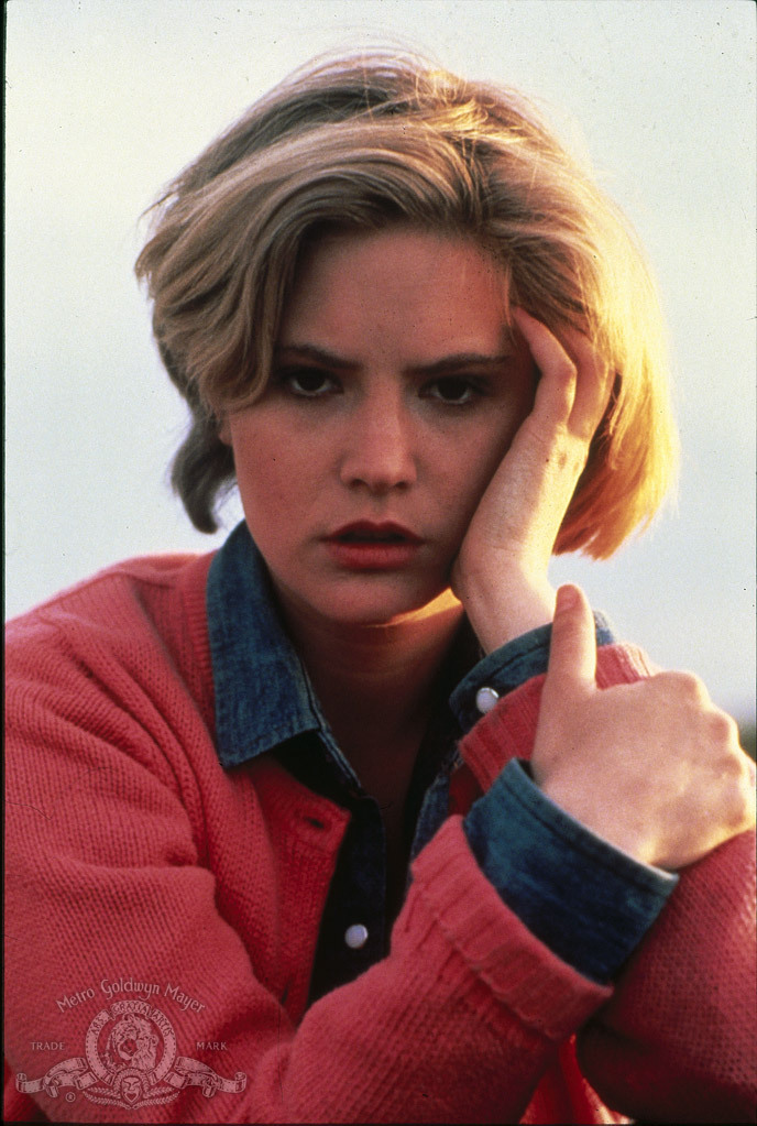 Still of Jennifer Jason Leigh in Heart of Midnight (1988)