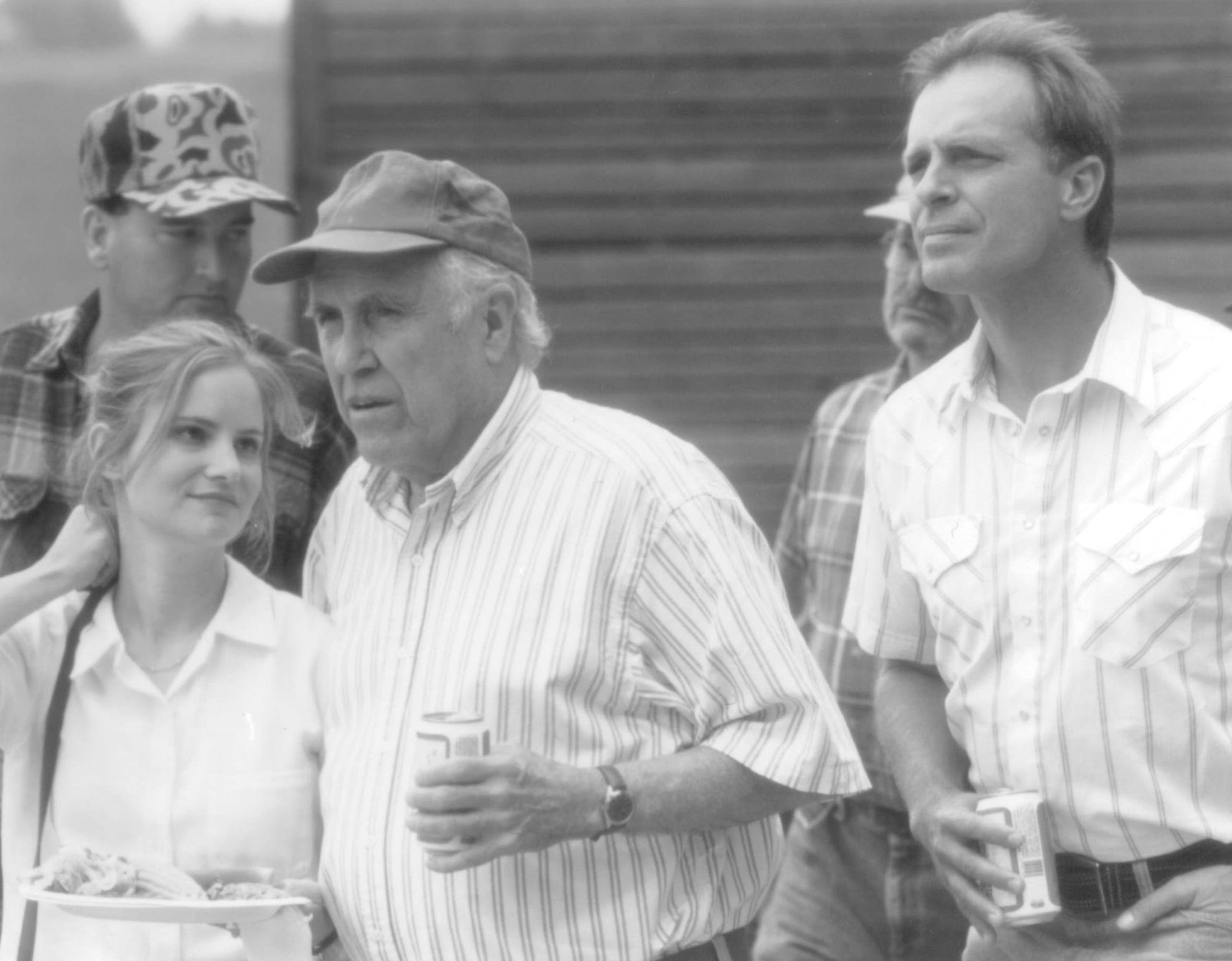 Still of Jennifer Jason Leigh, Keith Carradine and Jason Robards in A Thousand Acres (1997)