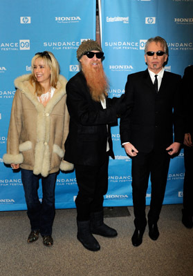 Téa Leoni, Billy Bob Thornton and Billy Gibbons at event of The Smell of Success (2009)