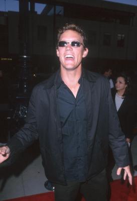 Matthew Lillard at event of Tomo Krauno afera (1999)