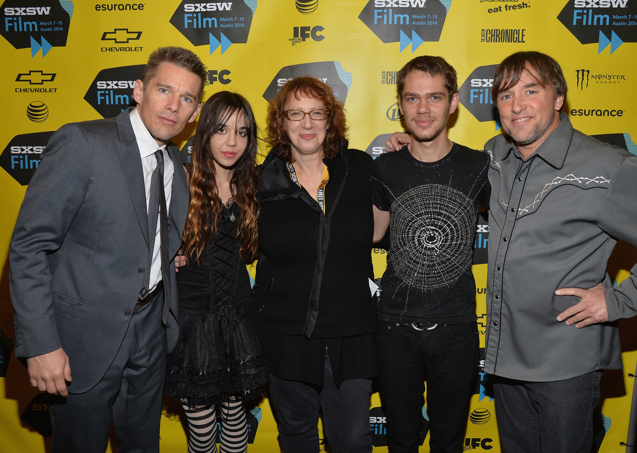 Ethan Hawke, Richard Linklater, Janet Pierson, Lorelei Linklater and Ellar Coltrane at event of Vaikyste (2014)