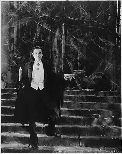 Bela Lugosi stars as Dracula