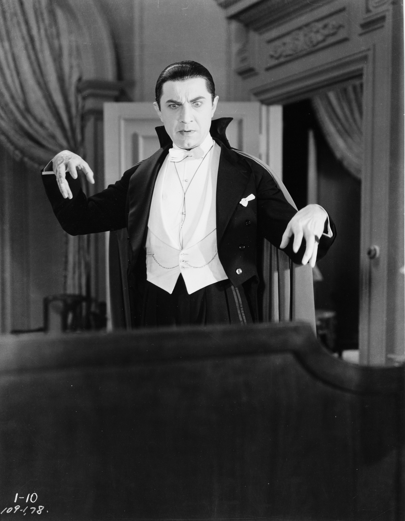 Still of Bela Lugosi in Dracula (1931)