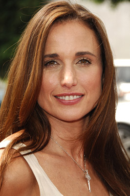 Andie MacDowell at event of Barnyard (2006)