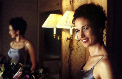 Still of Andie MacDowell in Crush (2001)