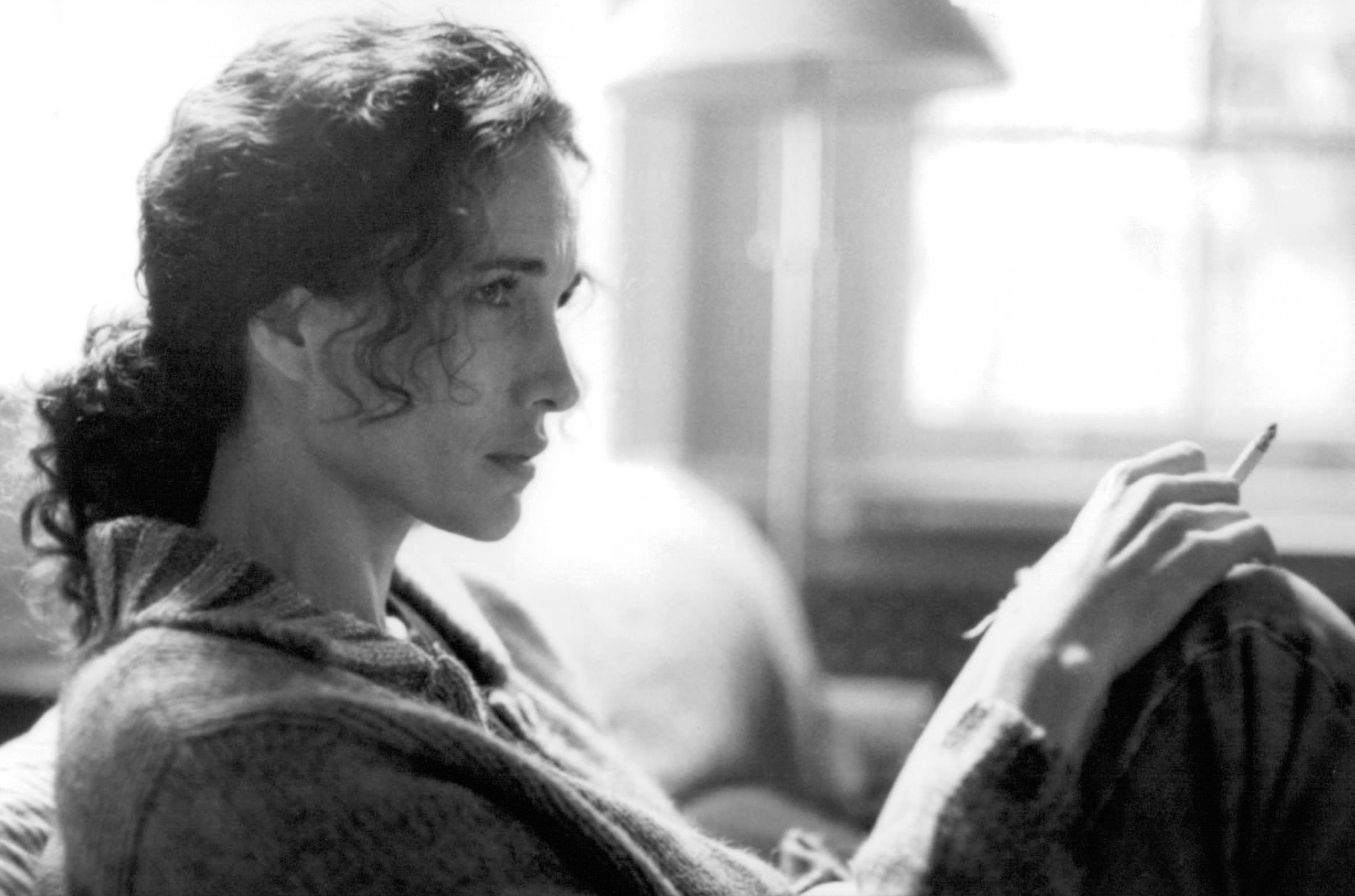 Still of Andie MacDowell in Harrison's Flowers (2000)