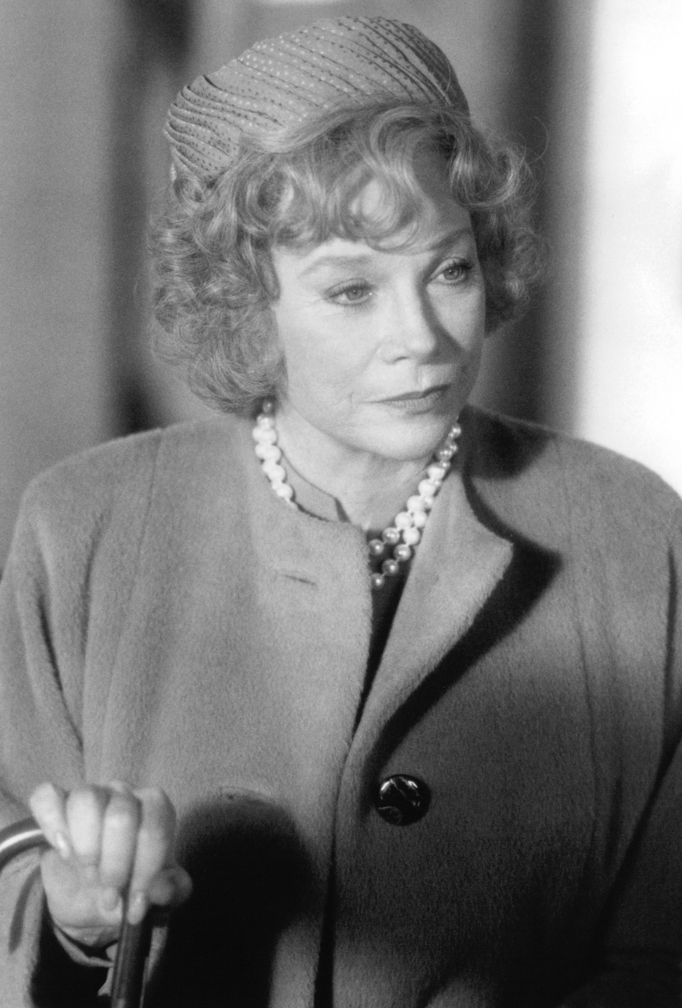 Still of Shirley MacLaine in Guarding Tess (1994)