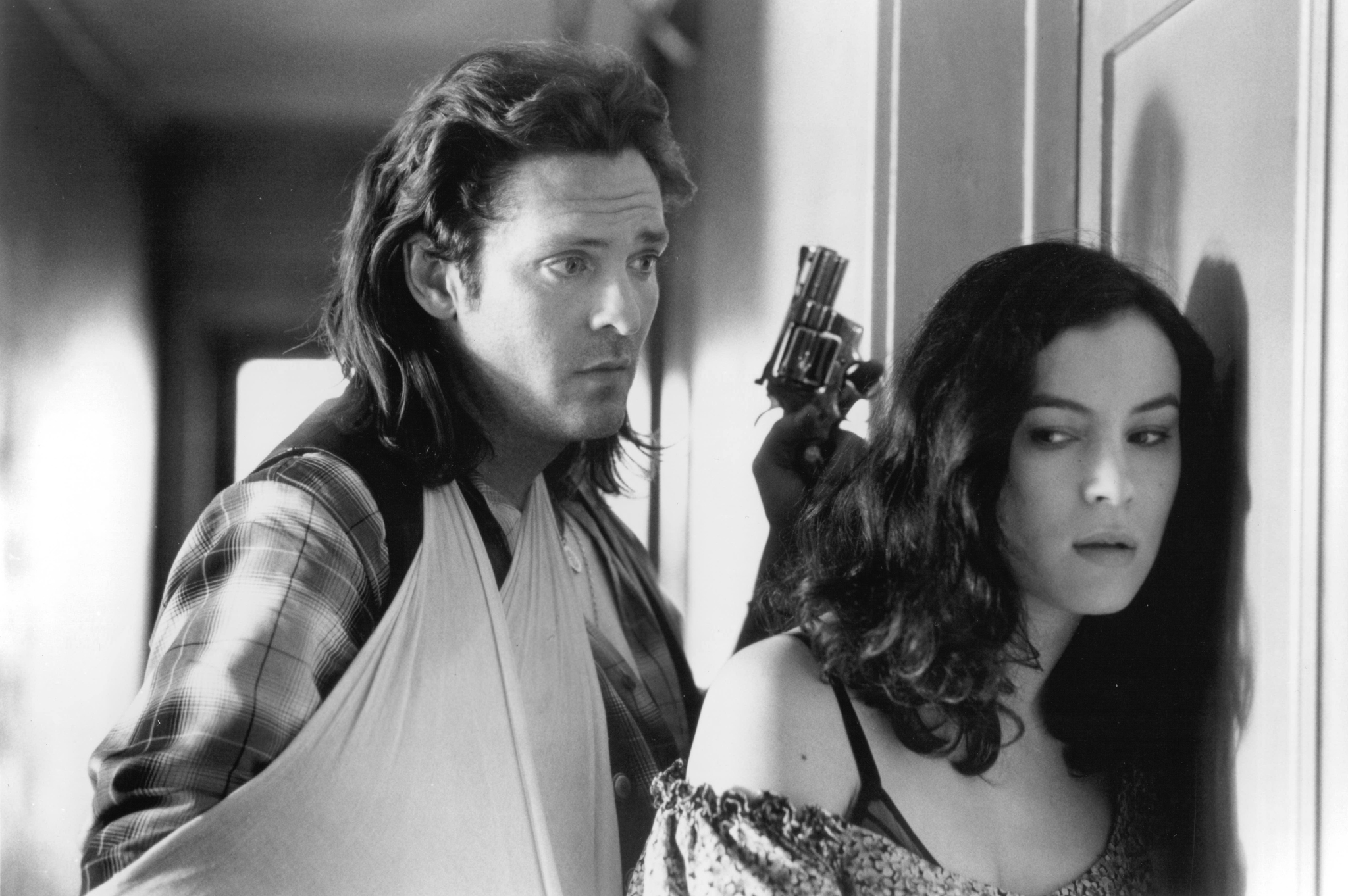 Still of Jennifer Tilly and Michael Madsen in The Getaway (1994)