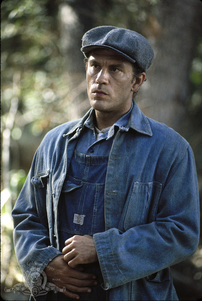 Still of John Malkovich in Of Mice and Men (1992)