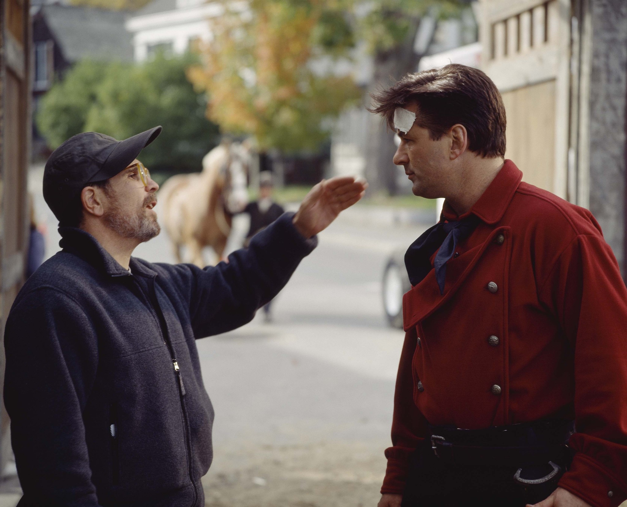 Still of Alec Baldwin and David Mamet in State and Main (2000)