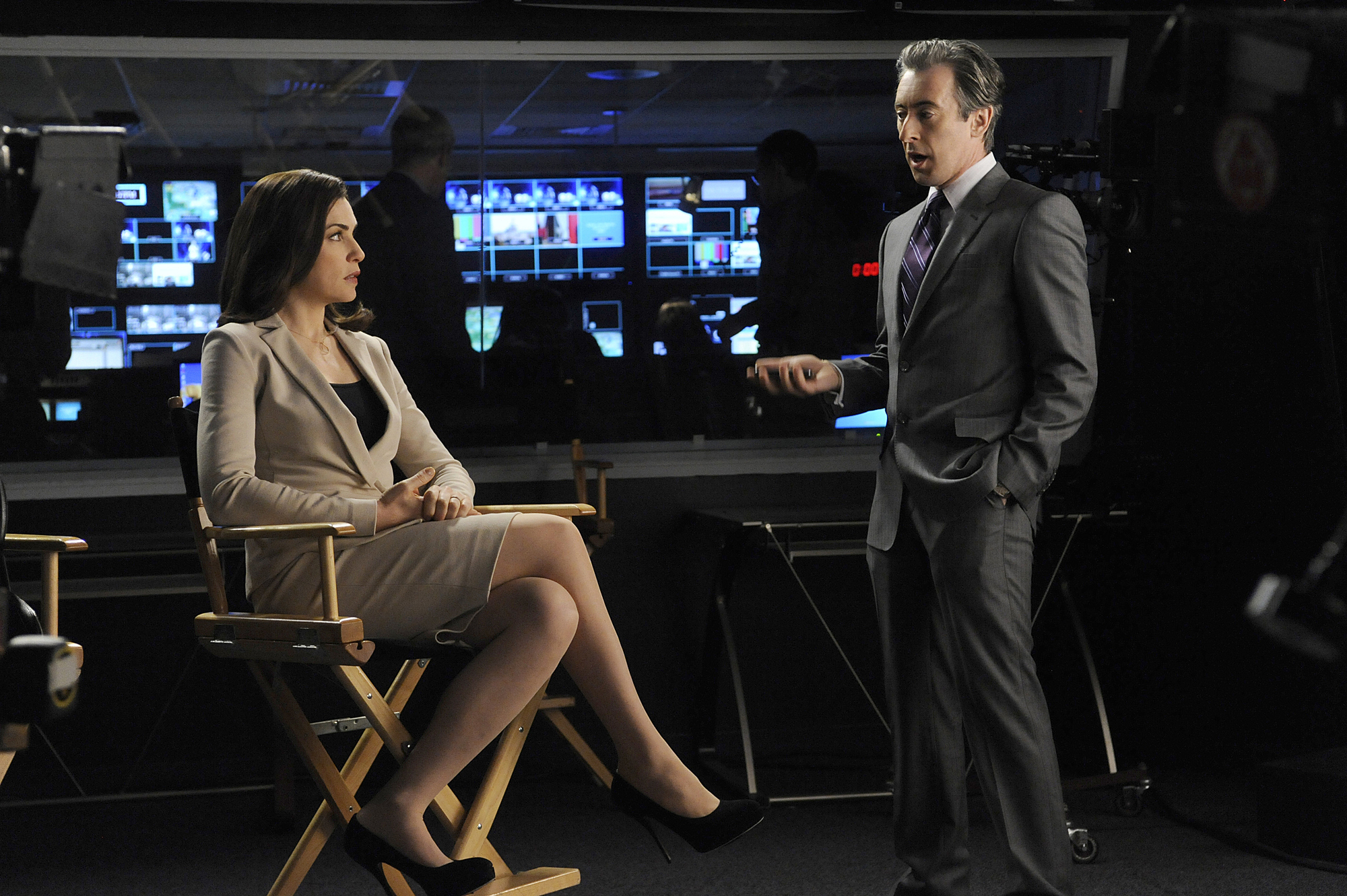 Still of Julianna Margulies and Alan Cumming in The Good Wife (2009)