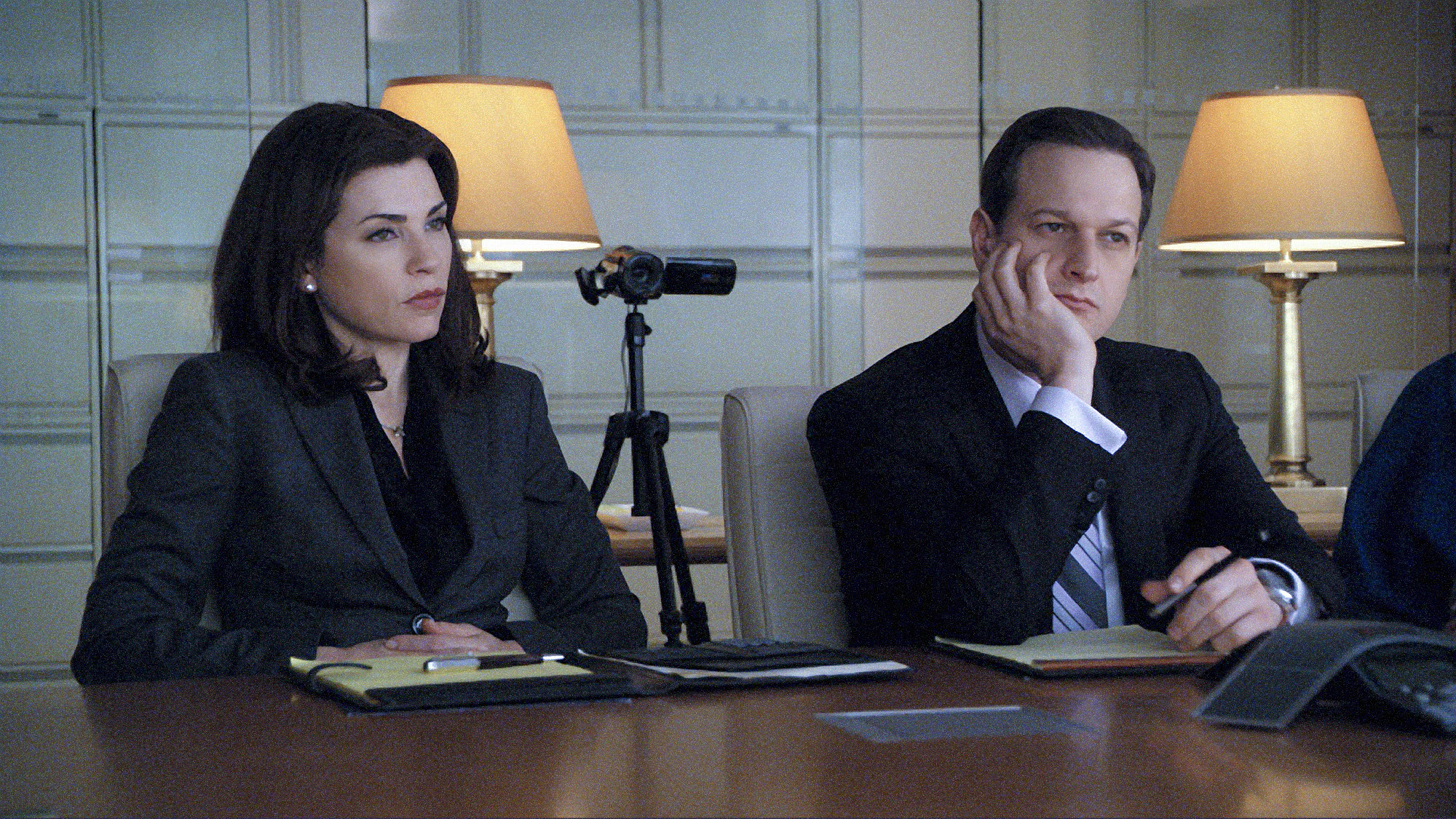 Still of Julianna Margulies and Josh Charles in The Good Wife (2009)