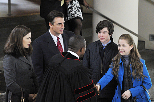 Still of Julianna Margulies, Chris Noth, Makenzie Vega, Graham Phillips and Gbenga Akinnagbe in The Good Wife (2009)