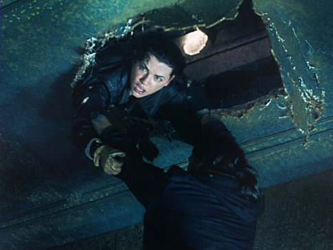 Still of Julianna Margulies in Ghost Ship (2002)