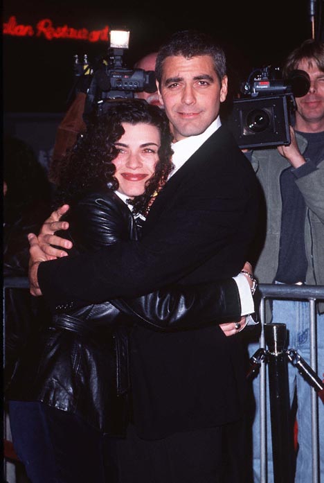 George Clooney and Julianna Margulies at event of One Fine Day (1996)