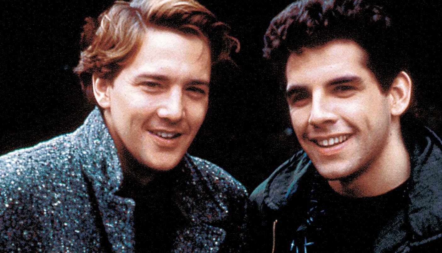 Still of Andrew McCarthy and Ben Stiller in Fresh Horses (1988)