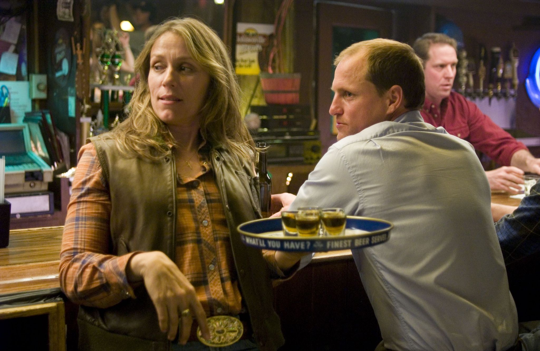 Still of Woody Harrelson and Frances McDormand in North Country (2005)