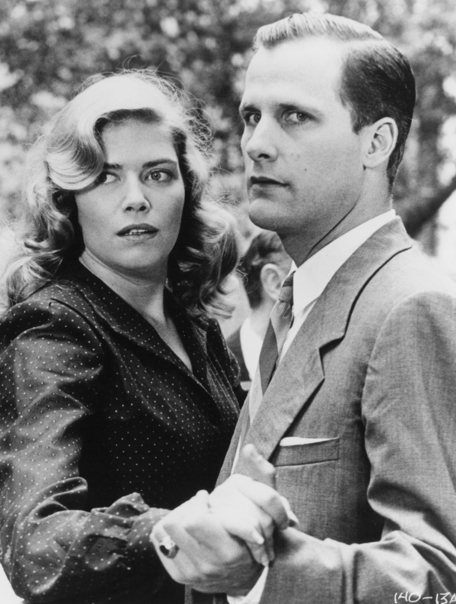 Still of Kelly McGillis and Jeff Daniels in The House on Carroll Street (1988)