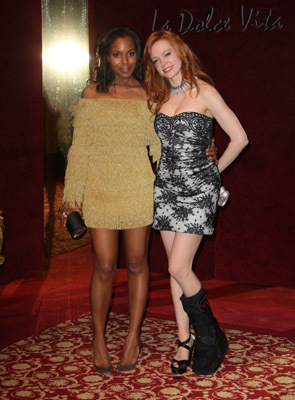 Rose McGowan and Kerry Washington