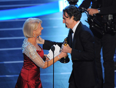 Daniel Day-Lewis and Helen Mirren at event of The 80th Annual Academy Awards (2008)