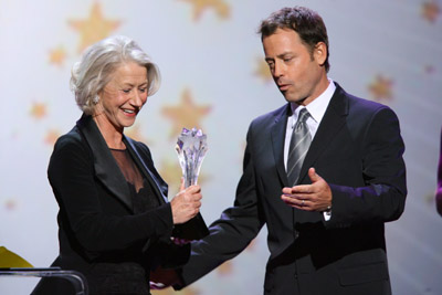 Helen Mirren and Greg Kinnear