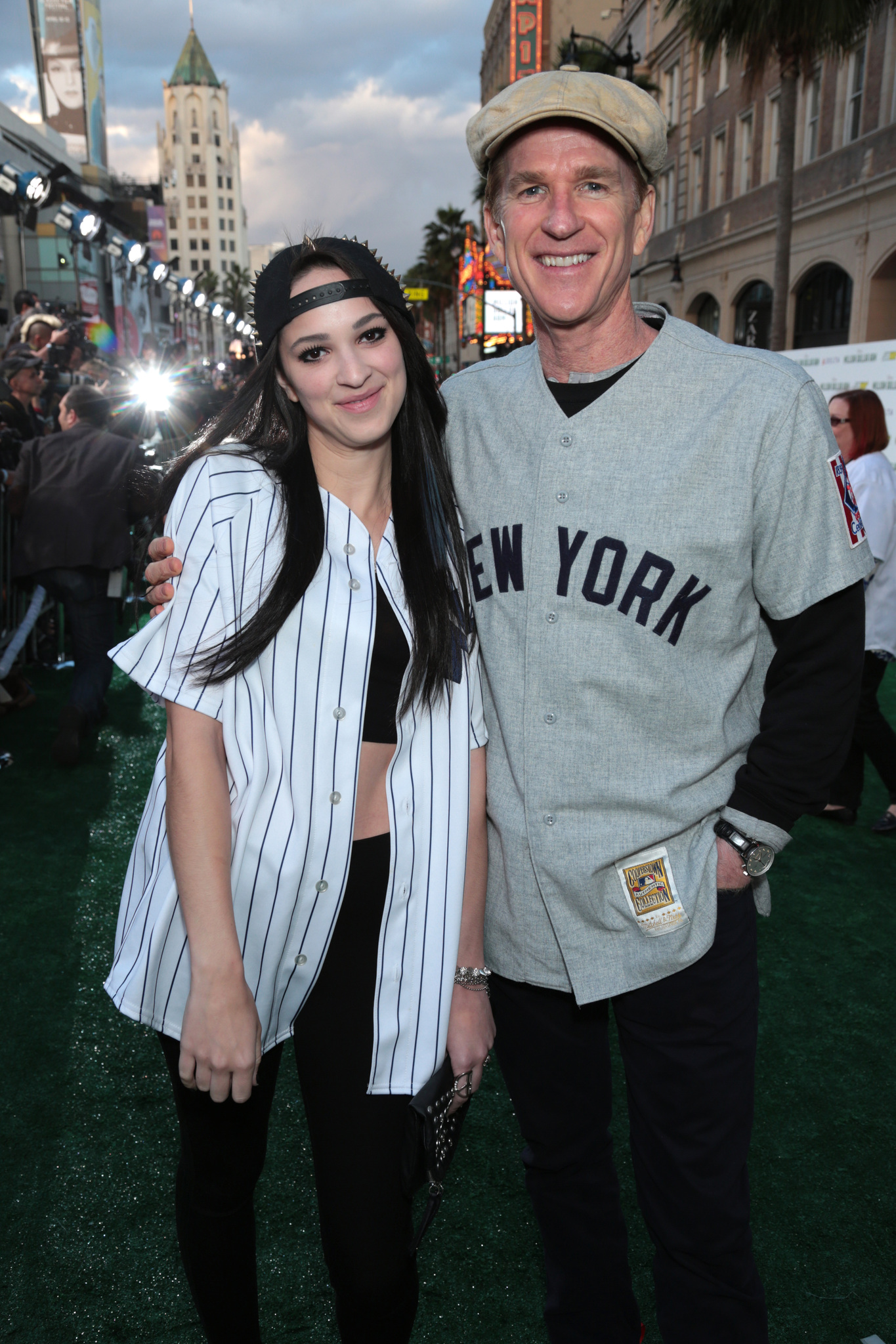 Matthew Modine and Ruby Modine at event of Million Dollar Arm (2014)