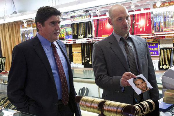 Still of Alfred Molina and Corey Stoll in Law & Order: Los Angeles (2010)