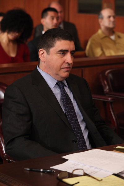 Still of Alfred Molina in Law & Order: Los Angeles (2010)