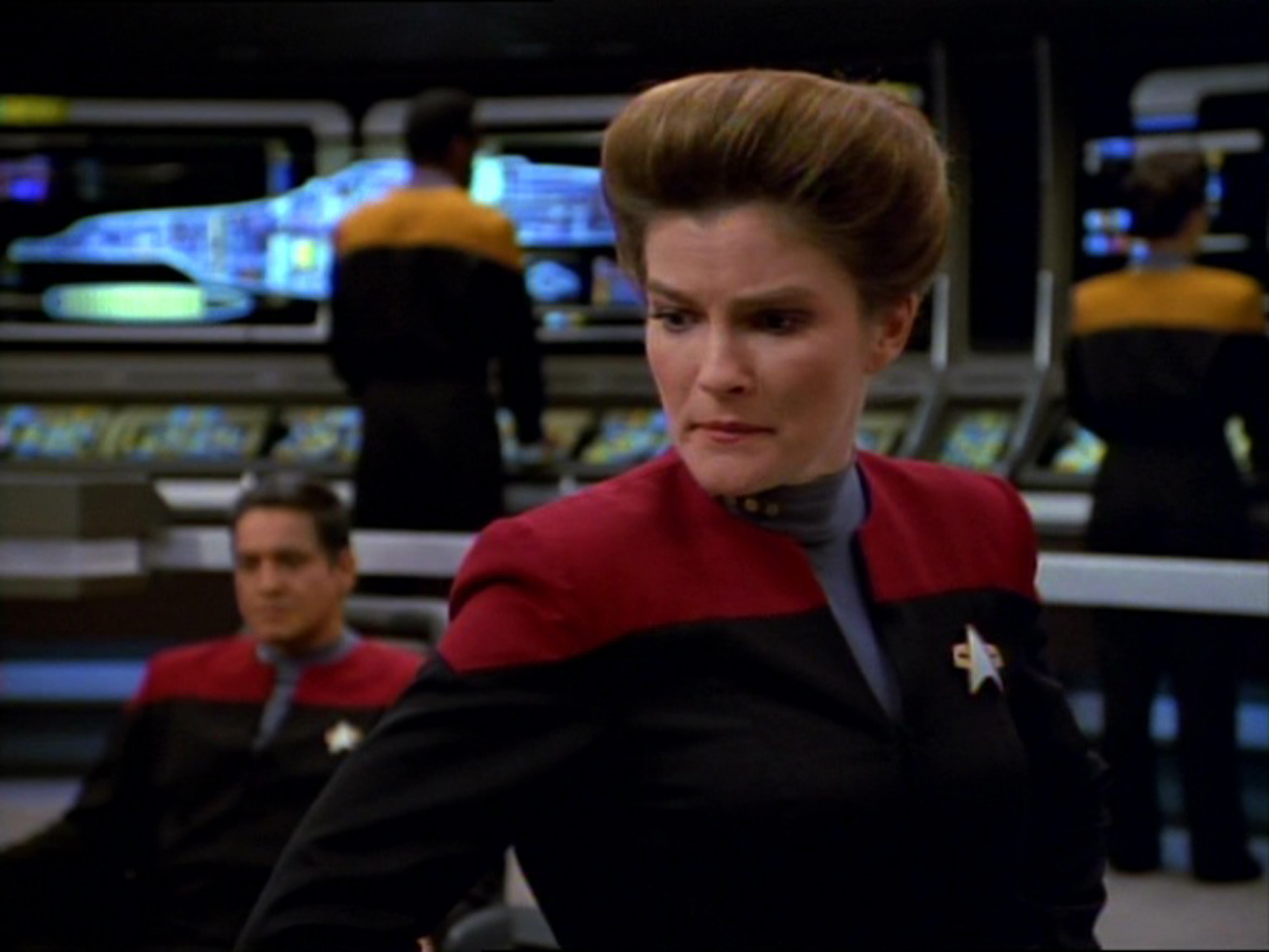 Still of Kate Mulgrew in Star Trek: Voyager (1995)