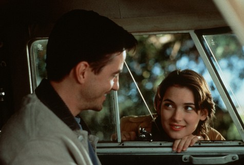 Still of Winona Ryder and Dermot Mulroney in How to Make an American Quilt (1995)