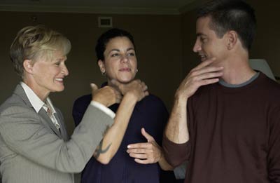 Glenn Close, Dermot Mulroney and Rose Troche at event of The Safety of Objects (2001)