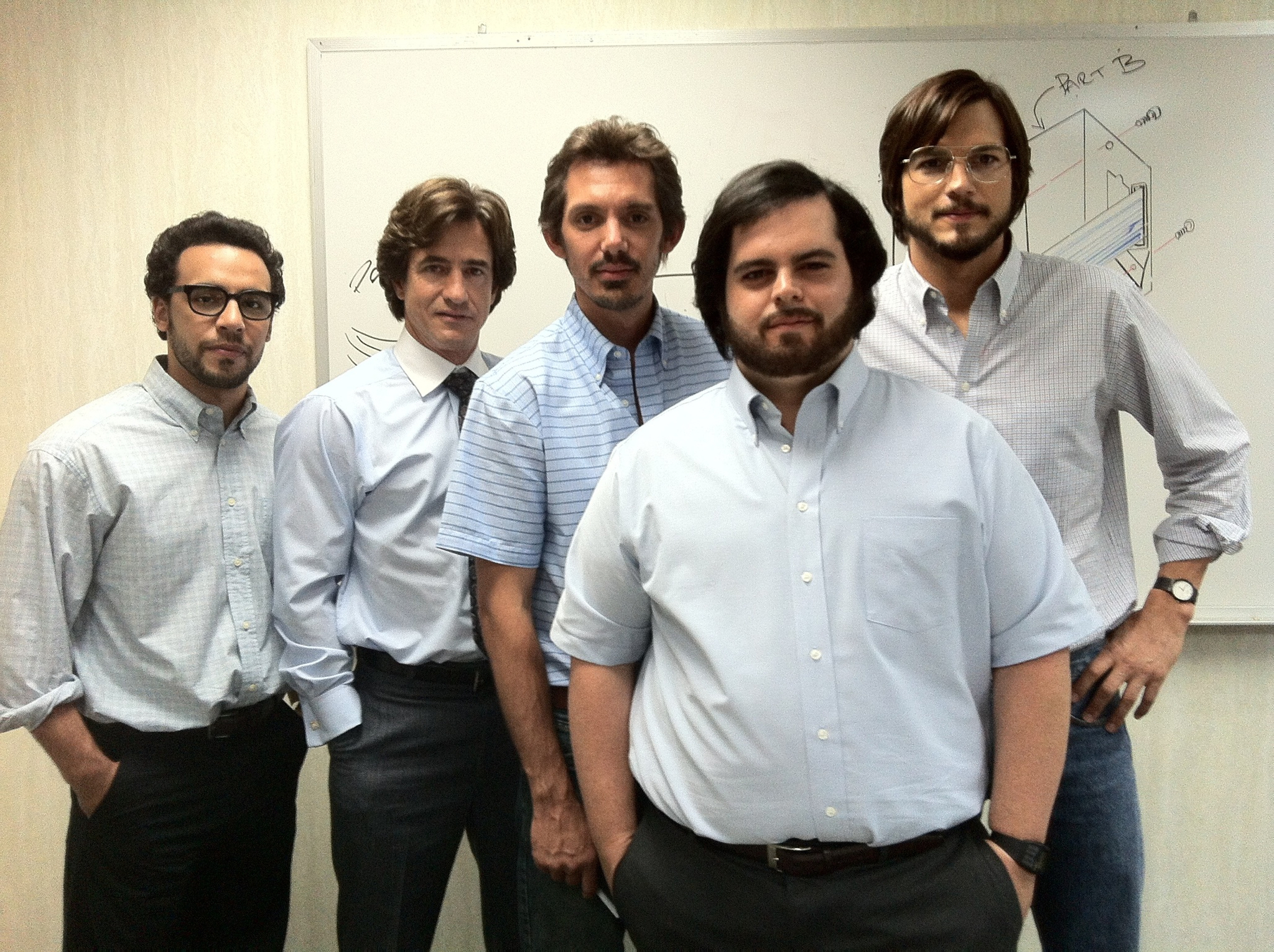 Dermot Mulroney, Lukas Haas, Ashton Kutcher, Victor Rasuk and Josh Gad in Jobs (2013)