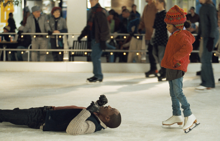 Still of Eddie Murphy and Yara Shahidi in Imagine That (2009)