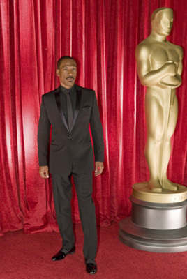 Eddie Murphy arrives to present at the 81st Annual Academy Awards® at the Kodak Theatre in Hollywood, CA Sunday, February 22, 2009 airing live on the ABC Television Network.