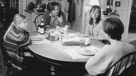 Still of Edward Furlong, Liam Neeson, Meryl Streep and Julia Weldon in Before and After (1996)