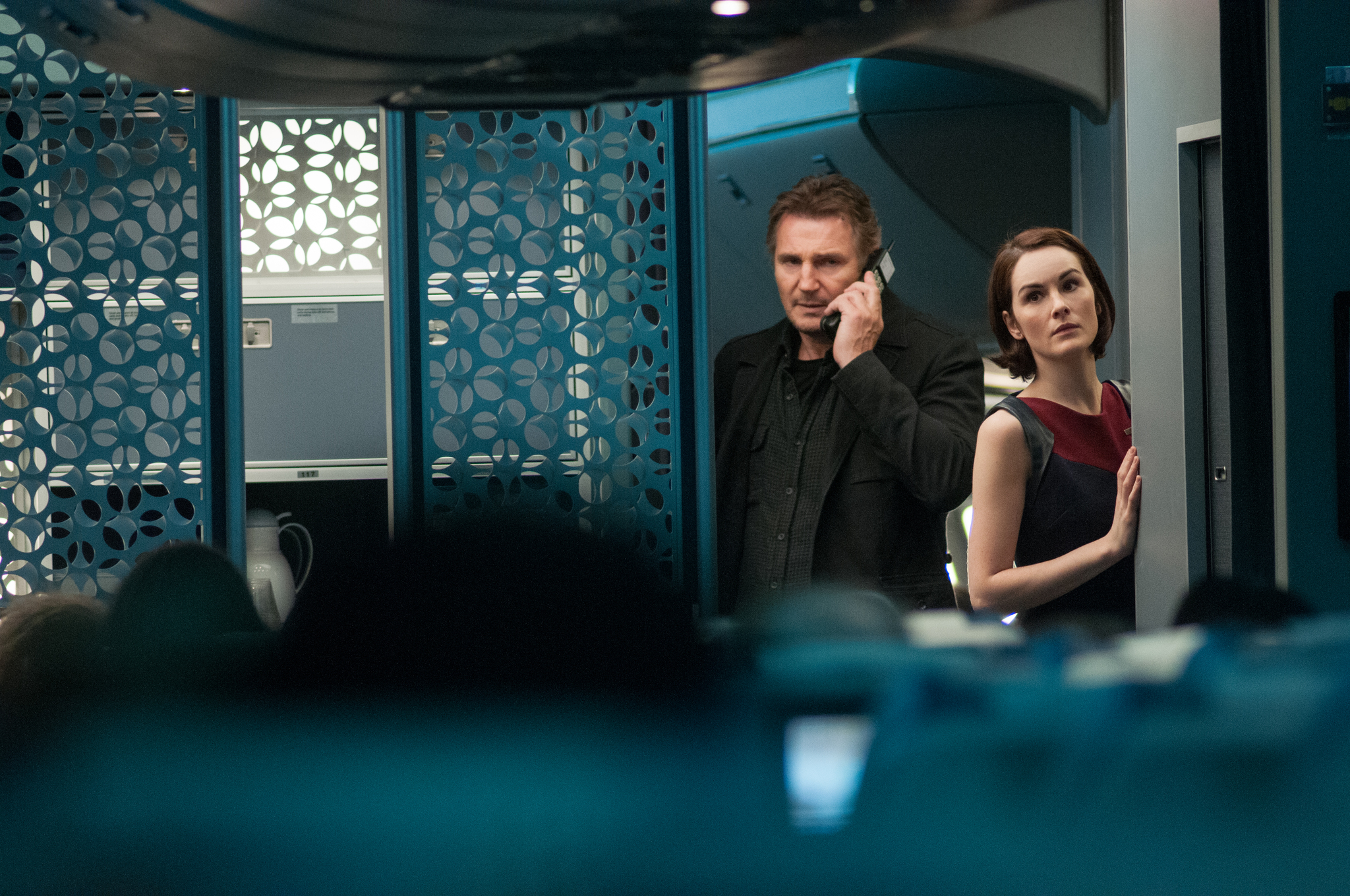 Still of Liam Neeson and Michelle Dockery in Non-Stop (2014)