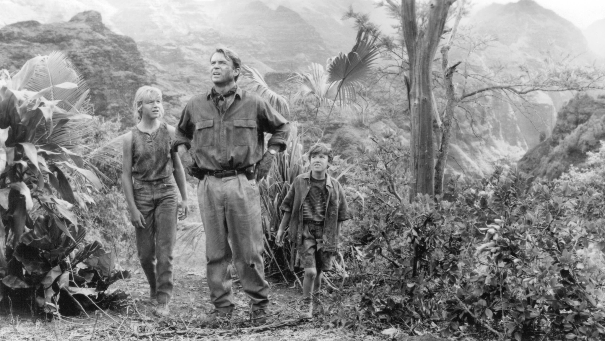 Still of Sam Neill, Ariana Richards and Joseph Mazzello in Juros periodo parkas (1993)