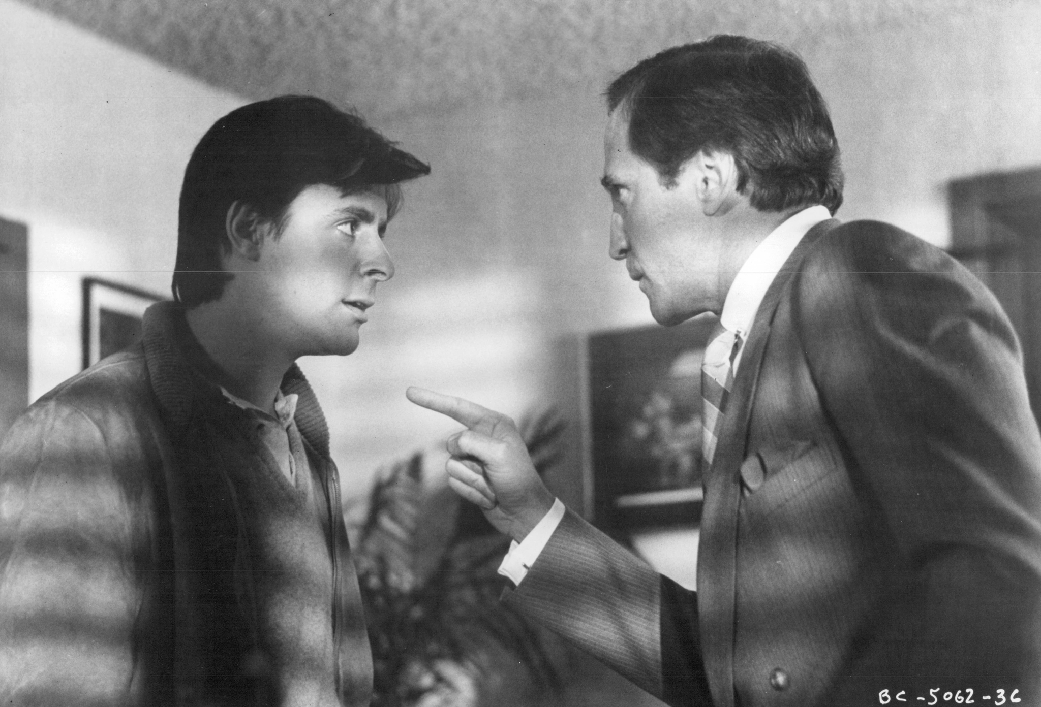 Still of Judd Nelson and Scott Wilson in Blue City (1986)