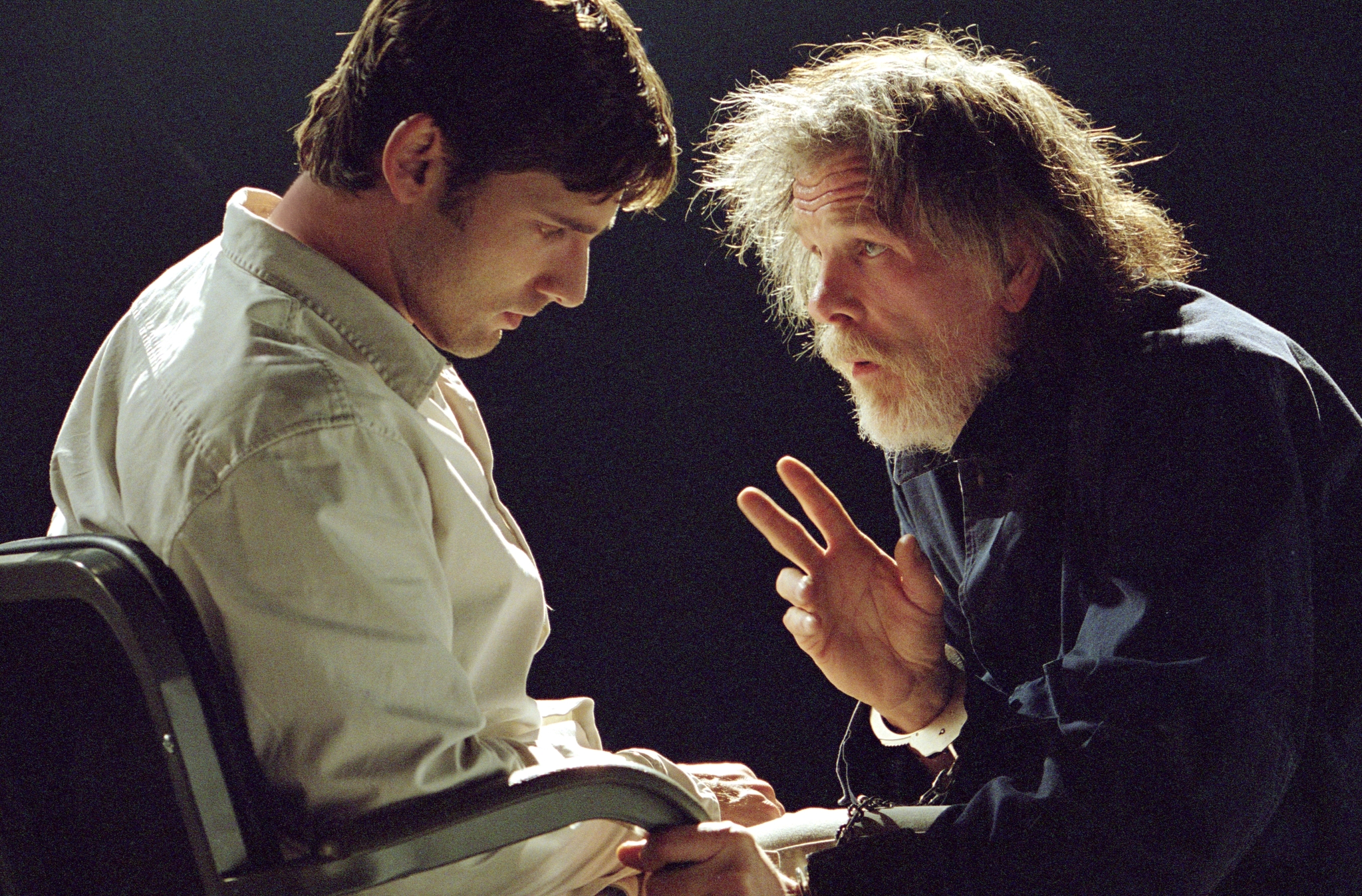 Still of Nick Nolte and Eric Bana in Hulk (2003)