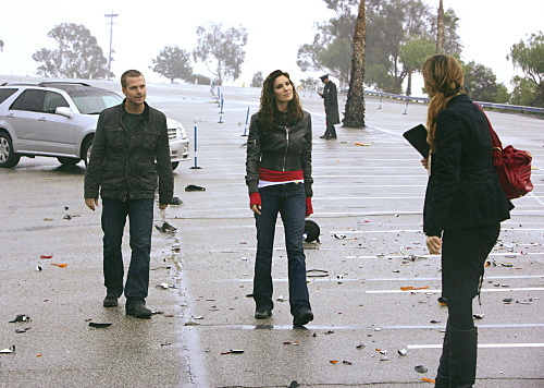 Still of Chris O'Donnell and Daniela Ruah in NCIS: Los Angeles (2009)