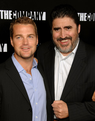 Alfred Molina and Chris O'Donnell at event of The Company (2007)