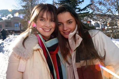 Julia Ormond and Katja von Garnier at event of Iron Jawed Angels (2004)