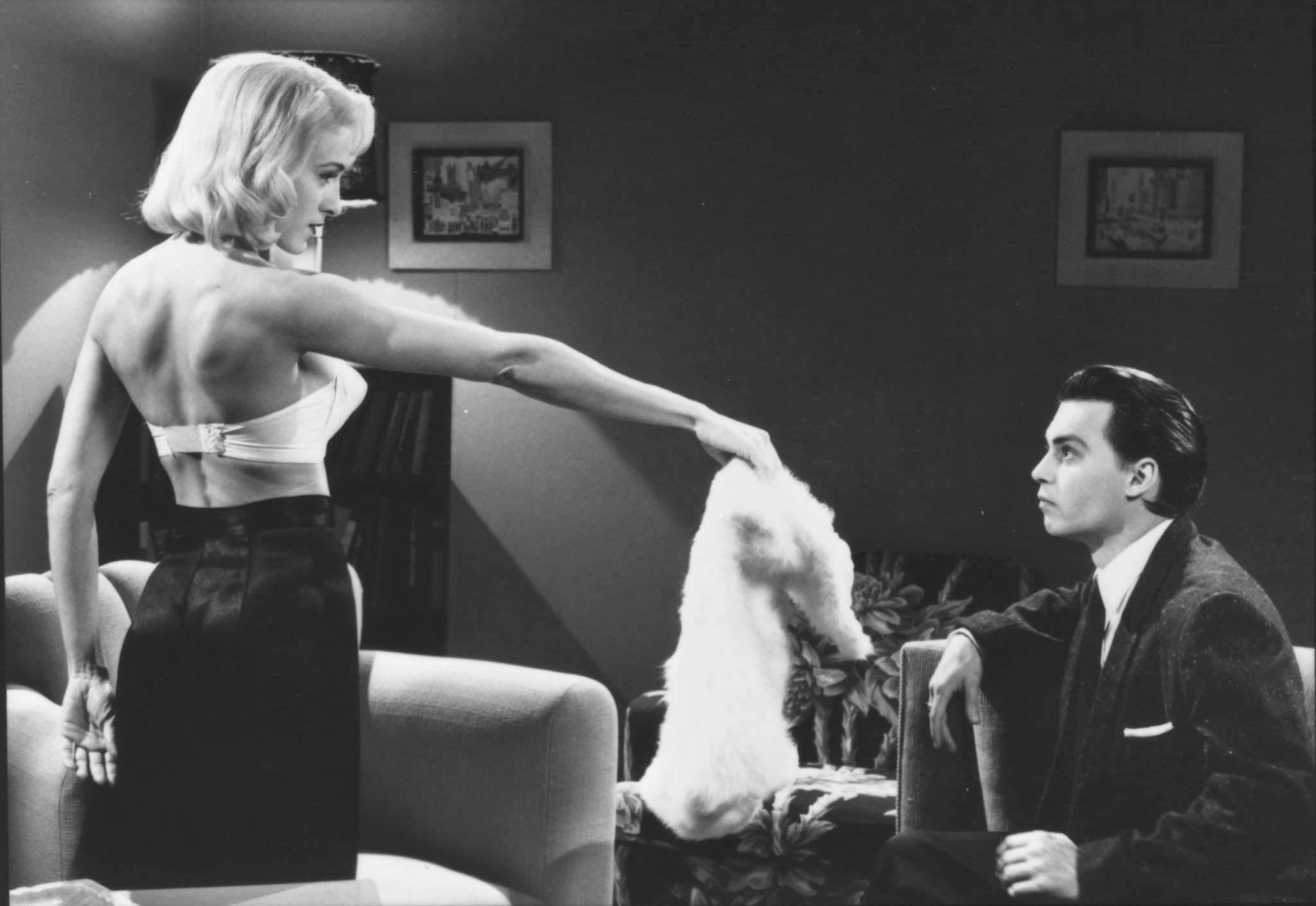Still of Johnny Depp and Sarah Jessica Parker in Ed Wood (1994)