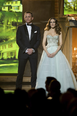 Daniel Craig and Sarah Jessica Parker present the Oscars® For Achievement in art direction during the live ABC Telecast of the 81st Annual Academy Awards® from the Kodak Theatre, in Hollywood, CA Sunday, February 22, 2009.