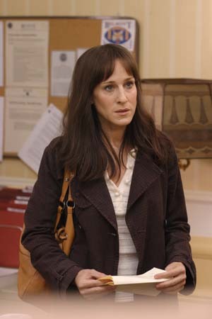 Still of Sarah Jessica Parker in Spinning Into Butter (2007)