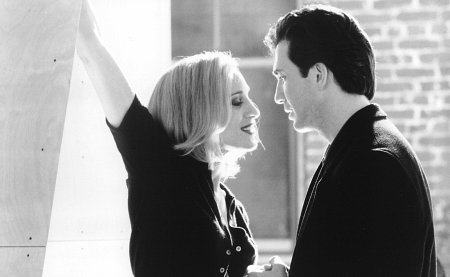 Still of Sarah Jessica Parker and Dylan McDermott in 'Til There Was You (1997)
